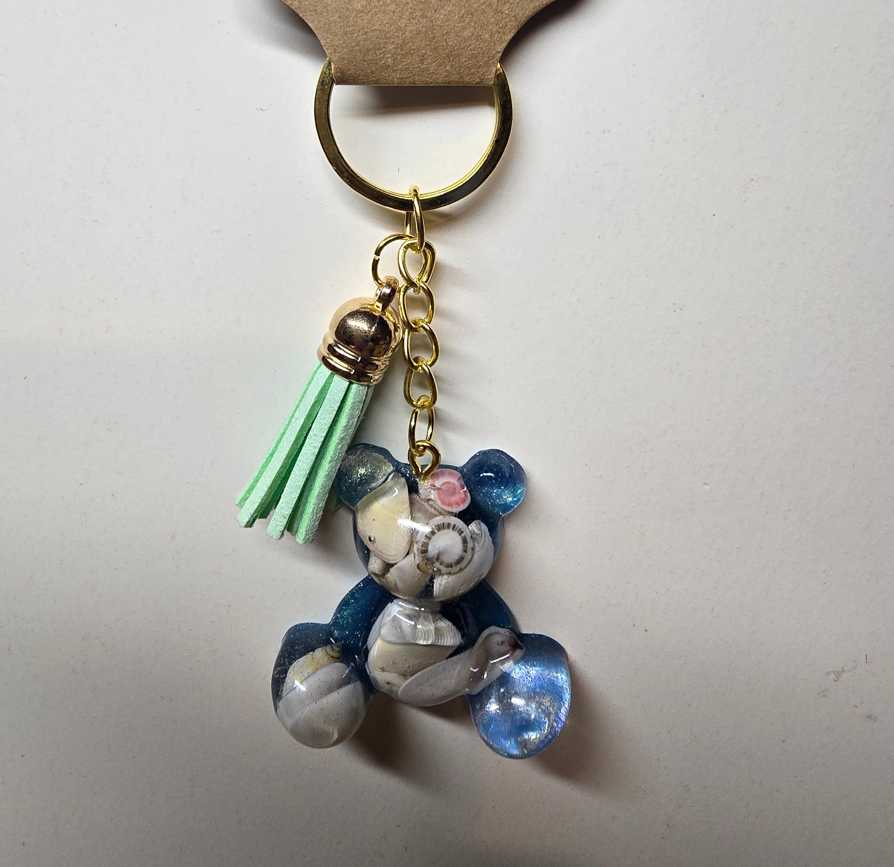 Mystic glow bear charm ✨️ with seashells