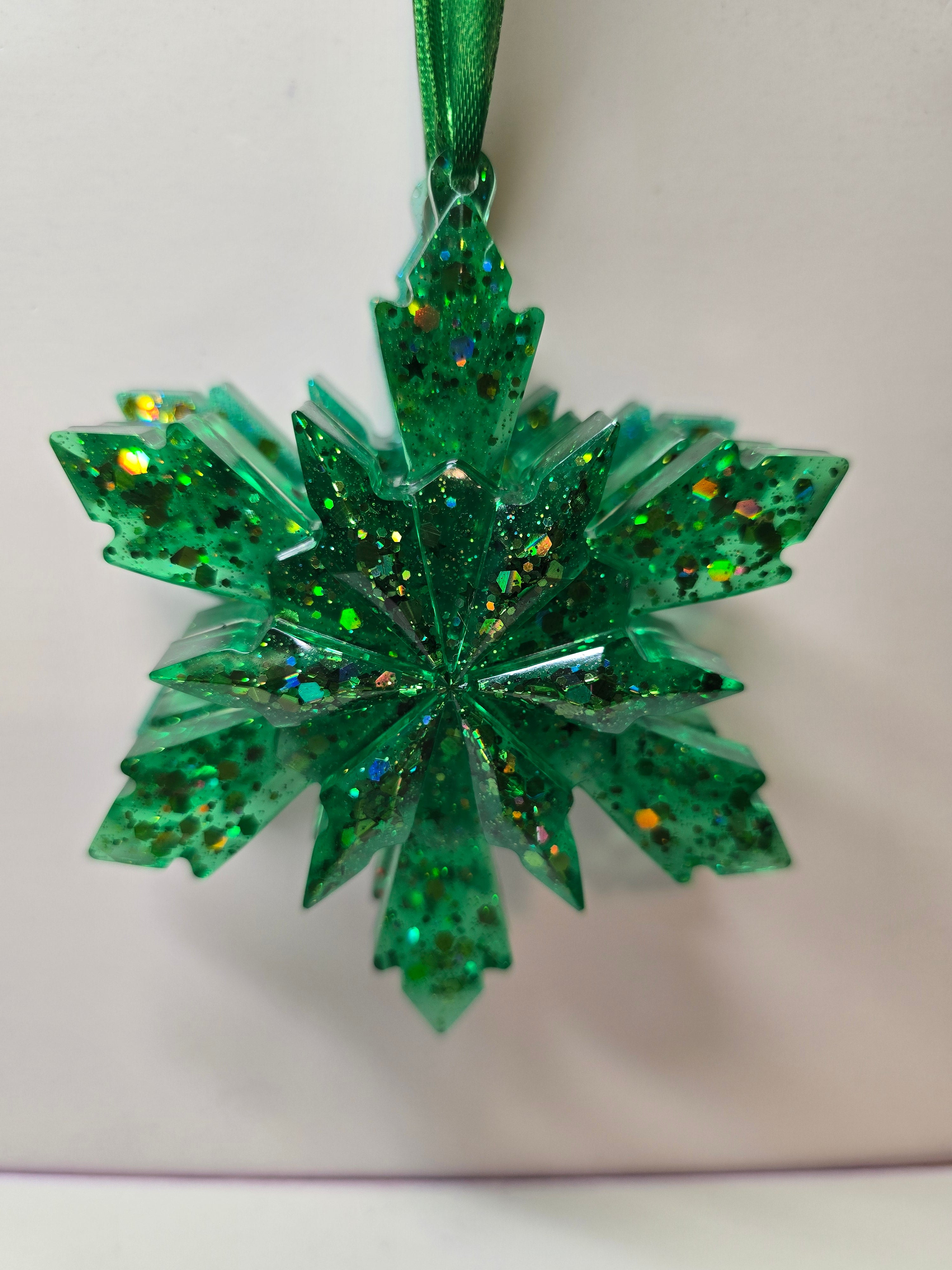 Green Snowflakes ❄️ with Glitter set of (3)