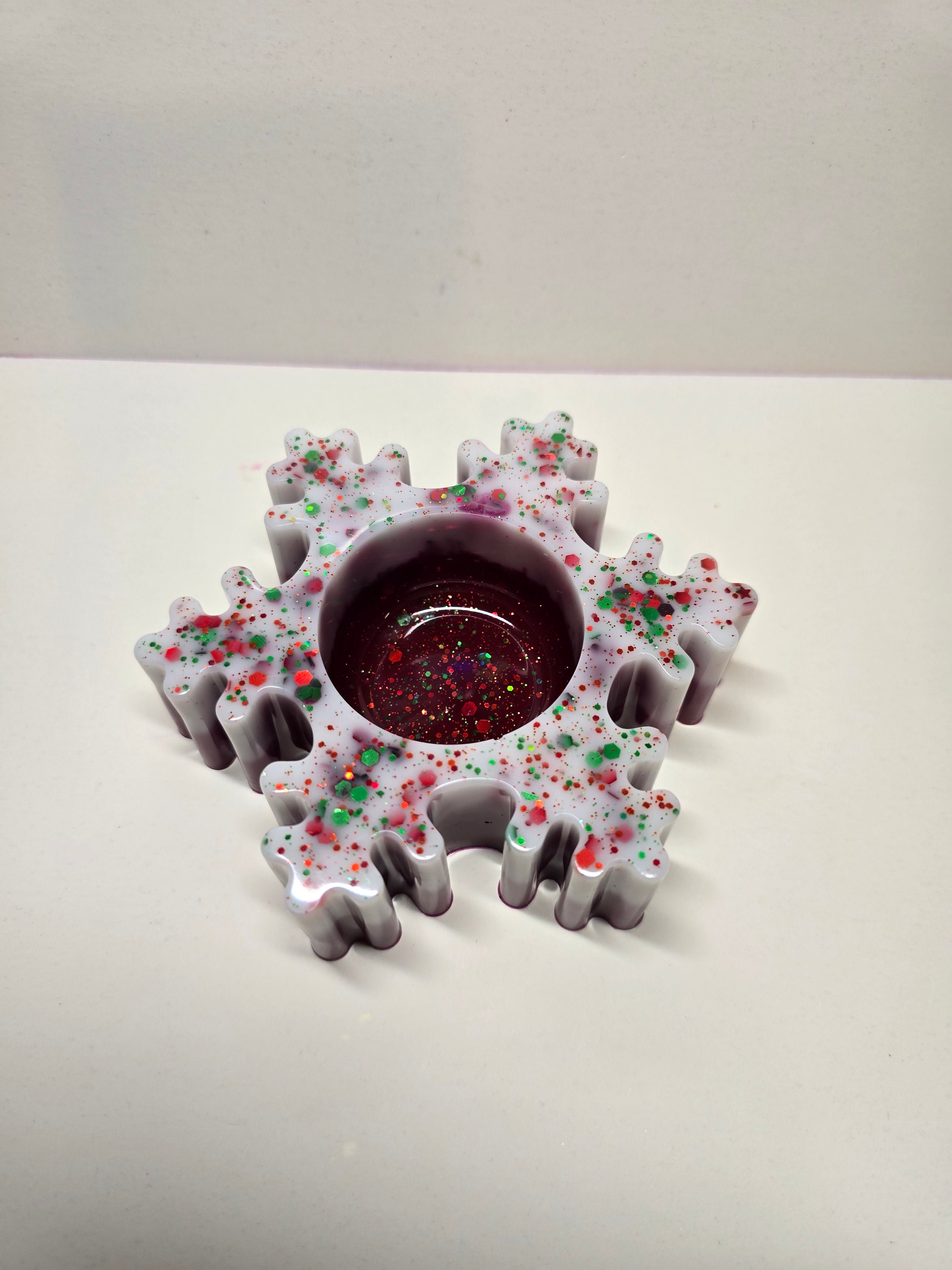 Snowflake candle holder