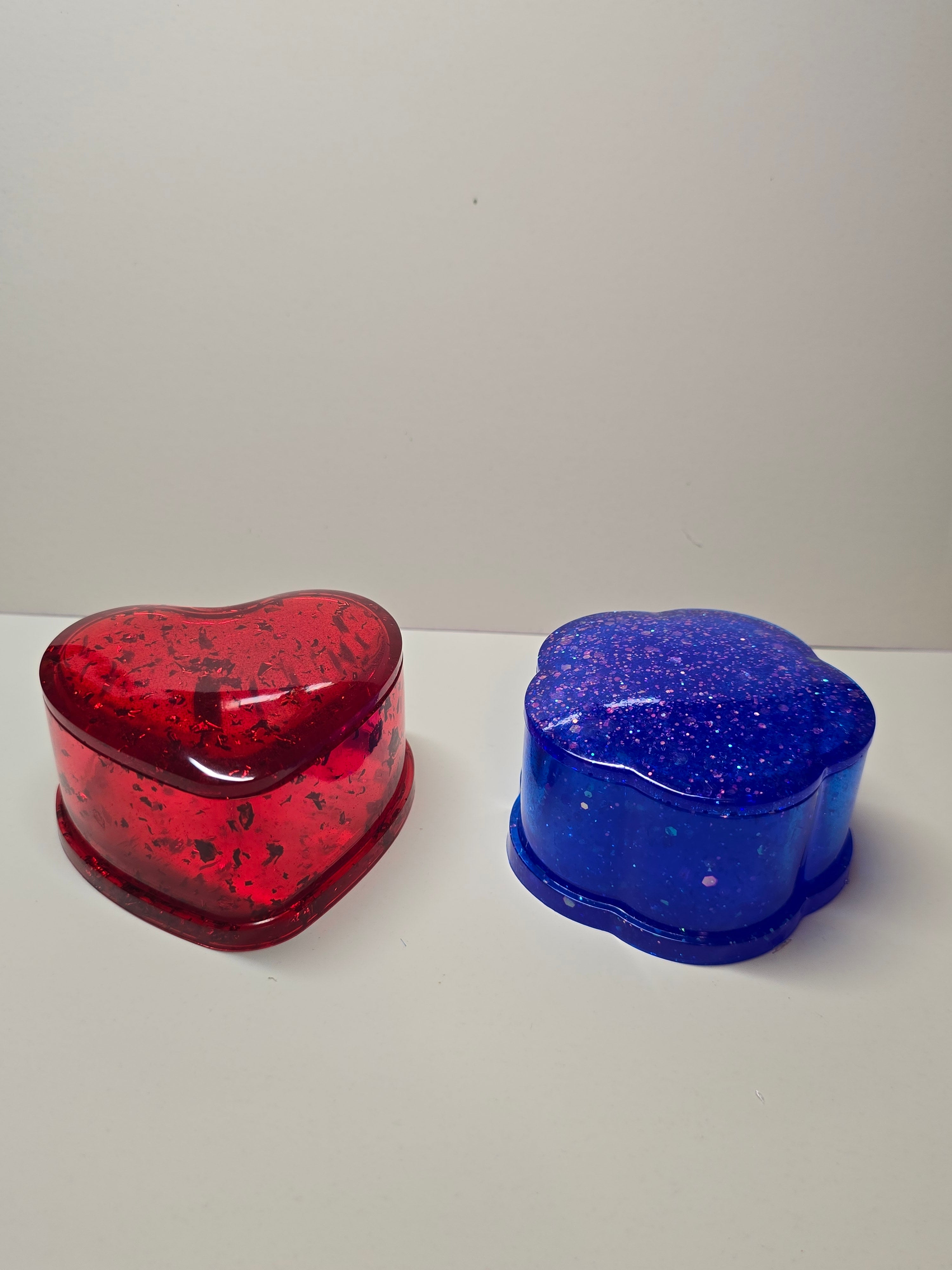 Blue flower and red heart trinket dish with lids