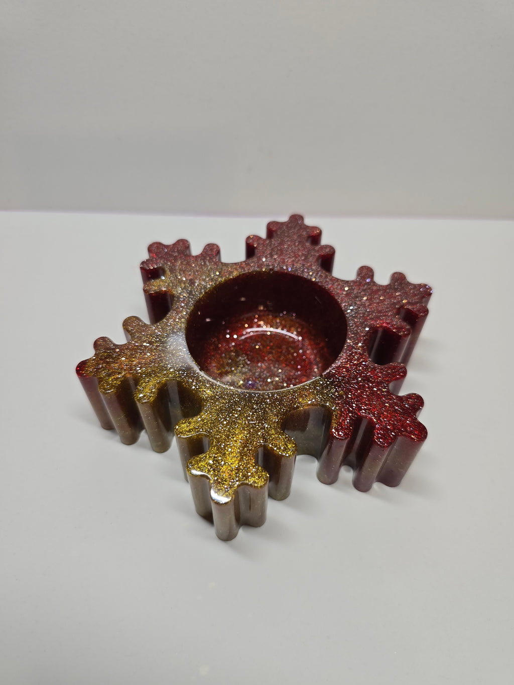 Snowflake candle holder