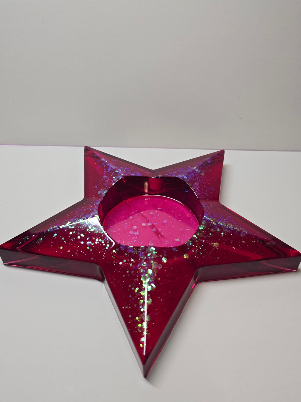 Red star with glitter tealight candle holder