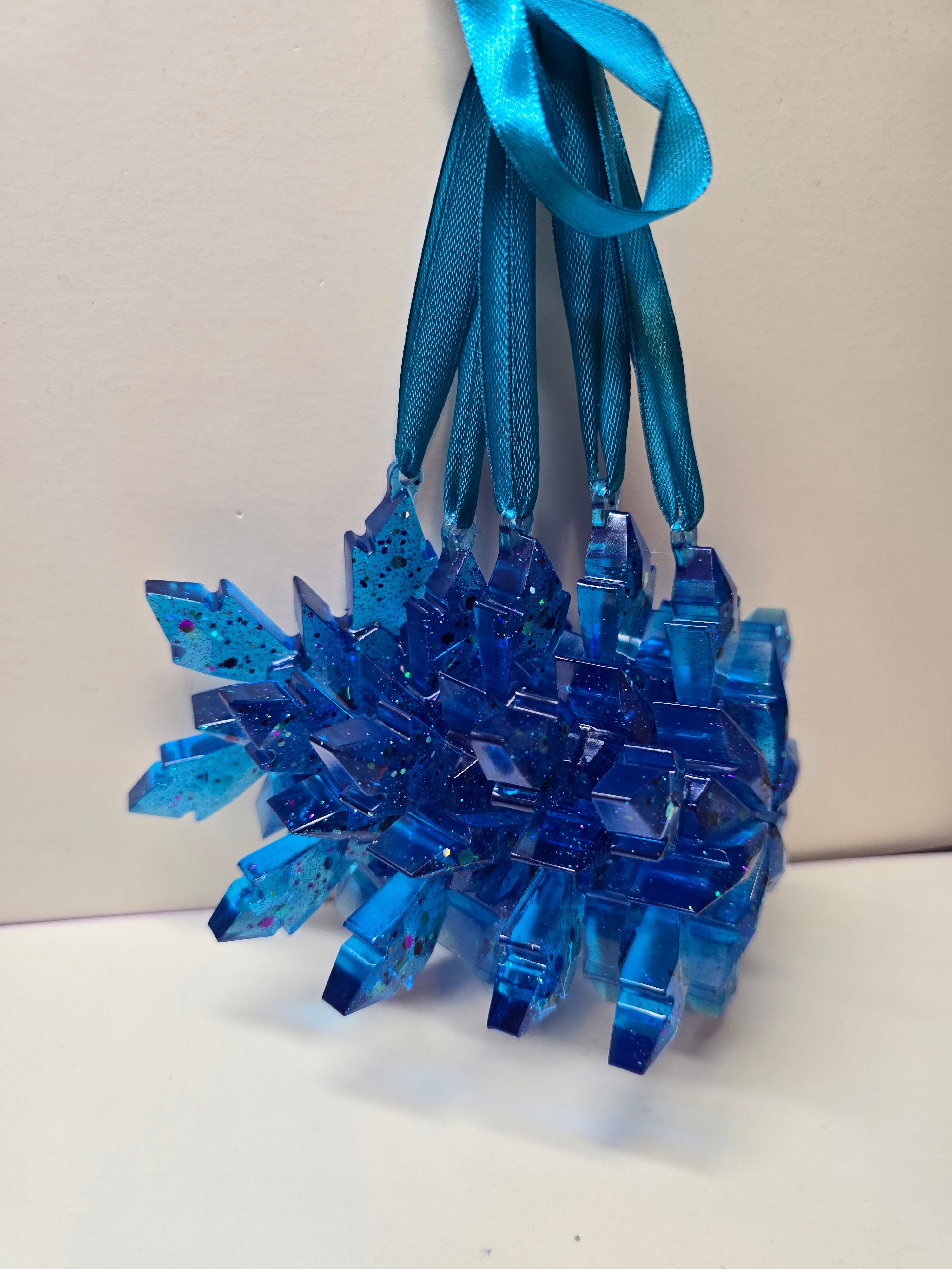 Blue snowflakes ❄️ Set of (5)