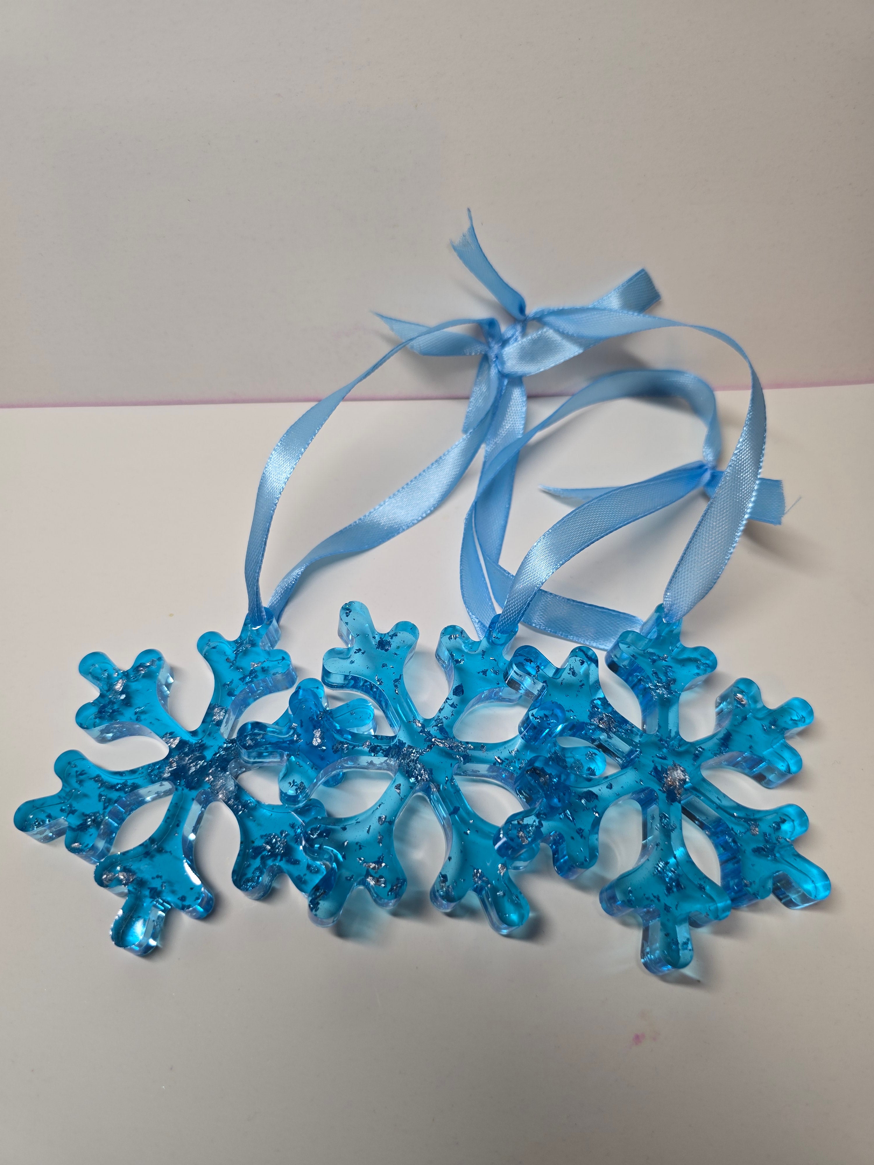 Blue snowflakes ❄️ set of (3)