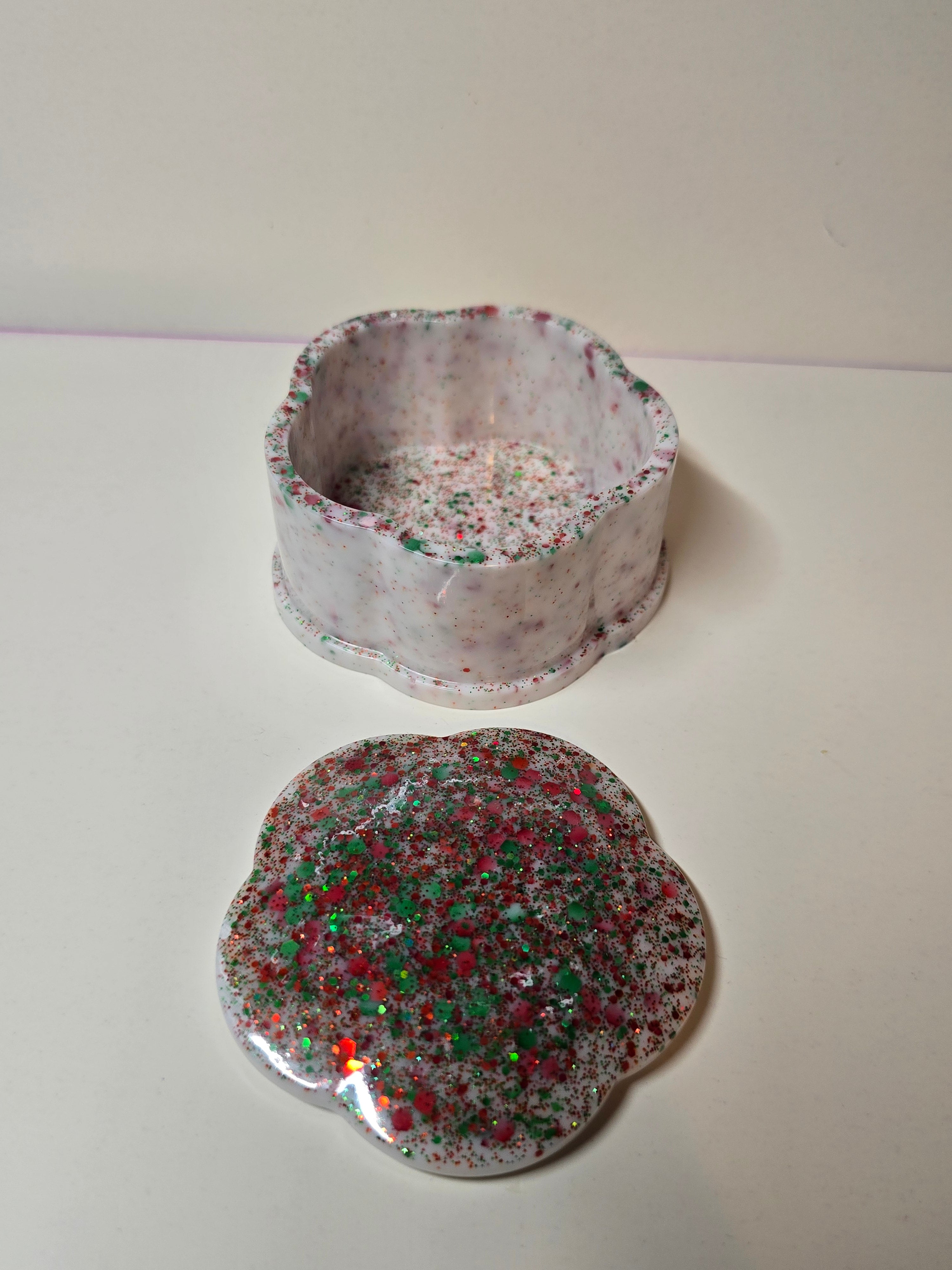 Resin Trinket box with Lid