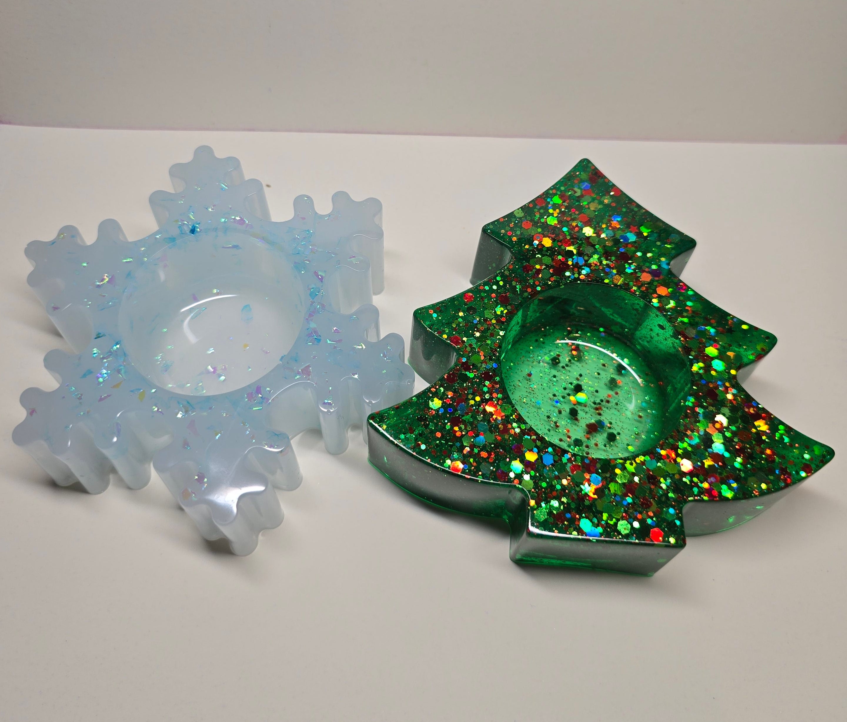 Christmas Tree and Snowflake tealight candle holder set