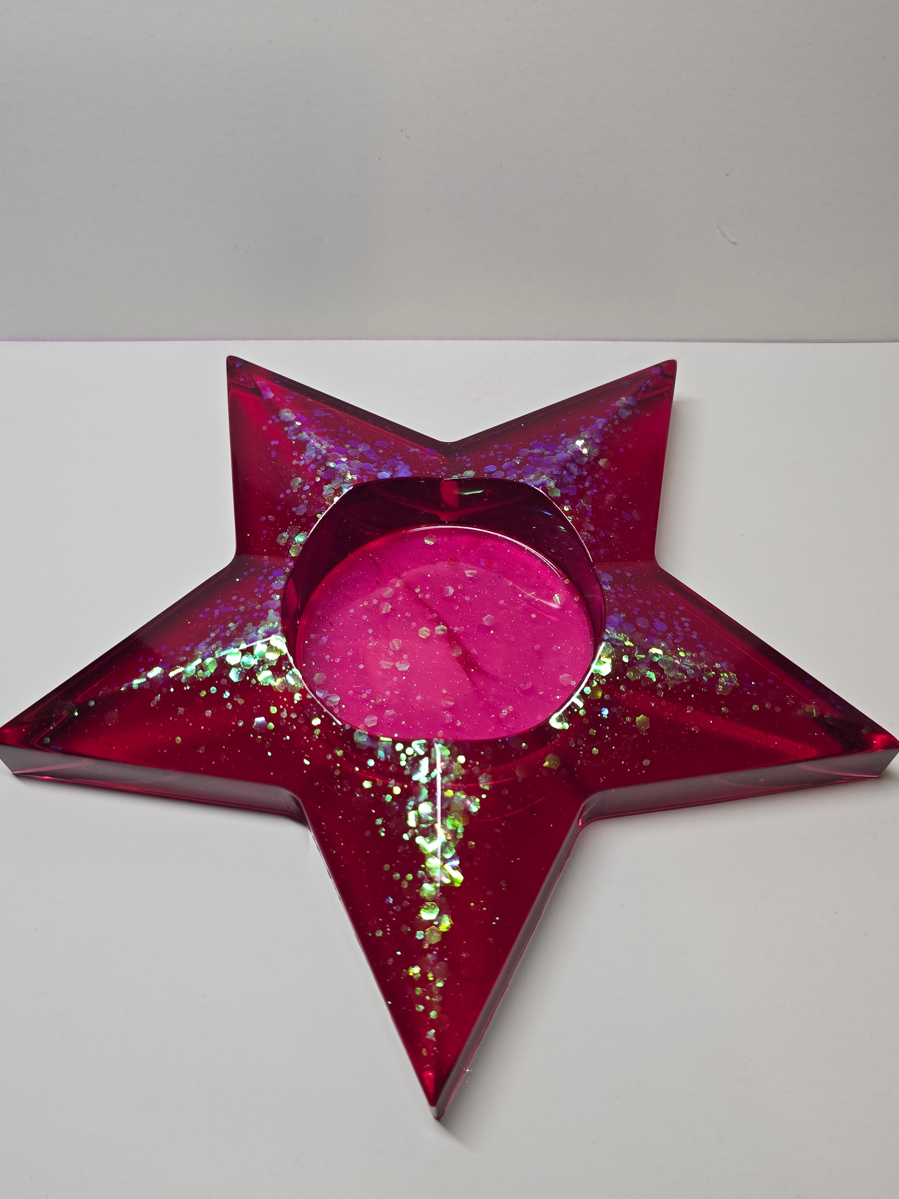 Red star with glitter tealight candle holder