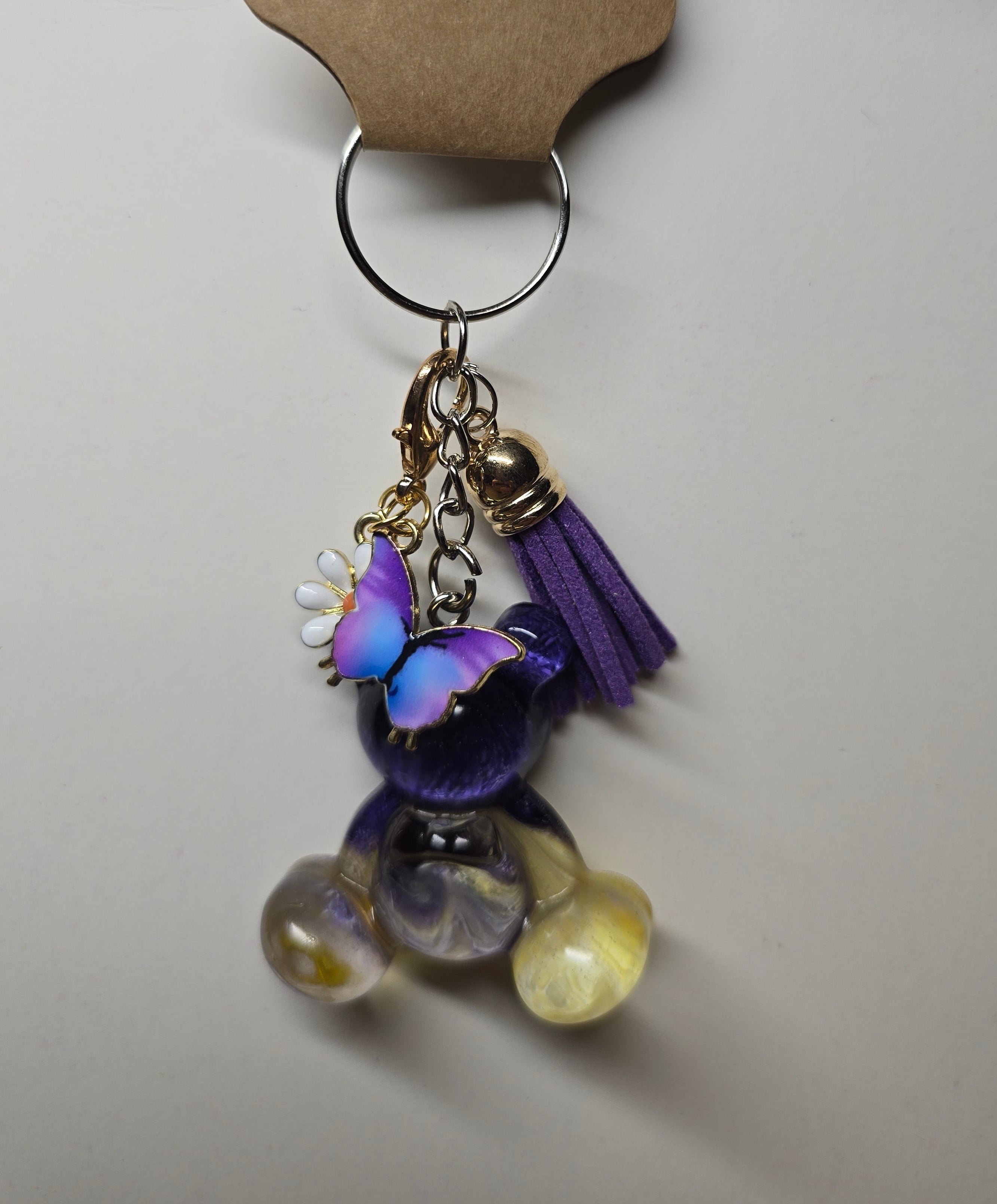 Mystic glow bear charm ✨️