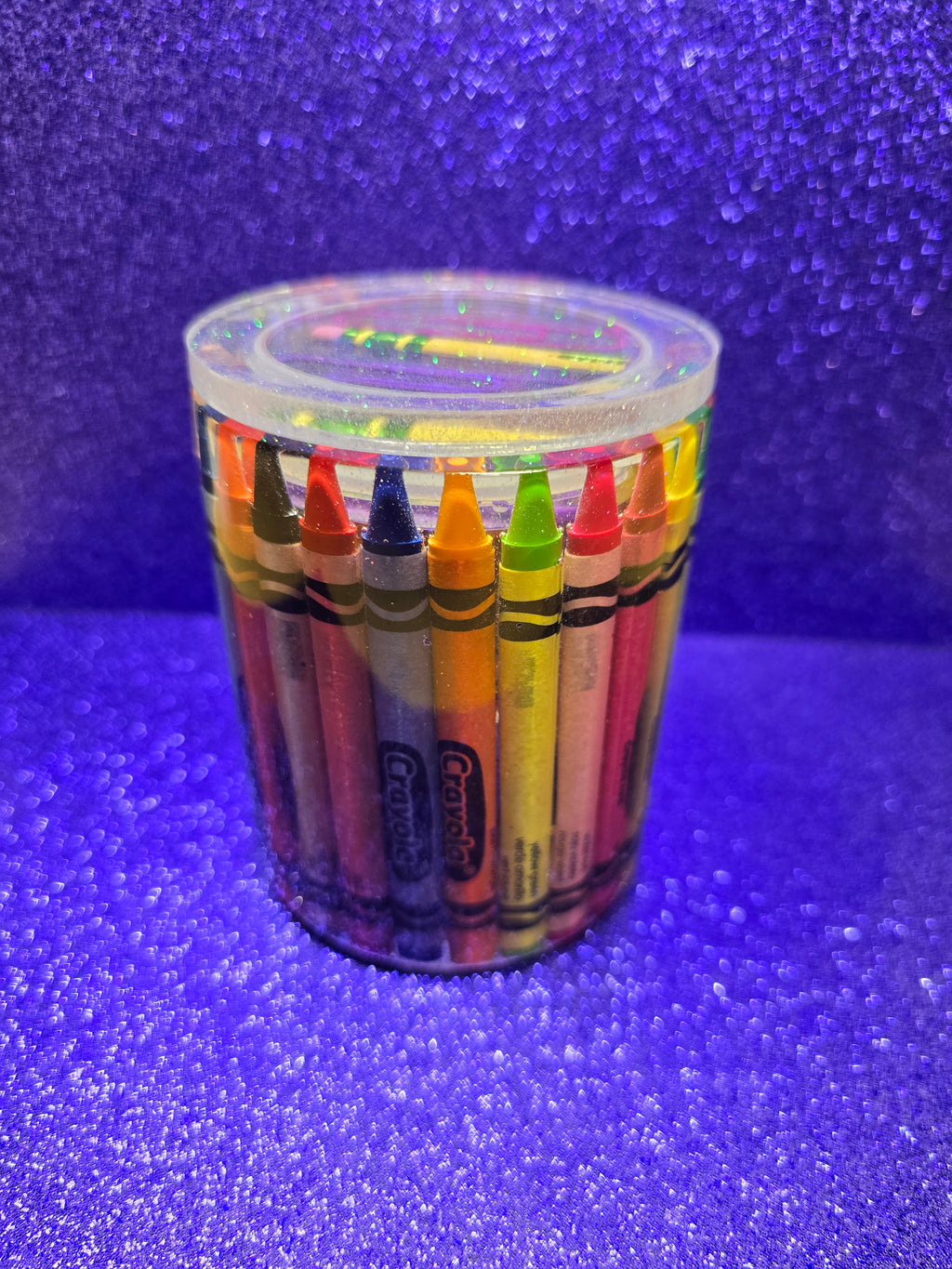 Cute crayon jar with lid